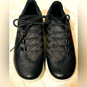Brand New Under Armour Curry 3 Low Basketball Shoes Black/Gray Size 6Y/38.5